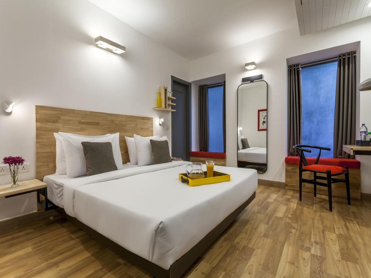 Hotel Oyo Townhouse 11 Esplanade Kalkuta Zewnętrze zdjęcie