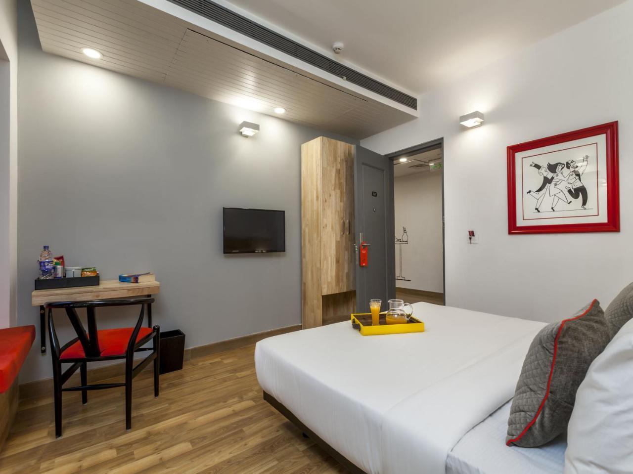 Hotel Oyo Townhouse 11 Esplanade Kalkuta Zewnętrze zdjęcie