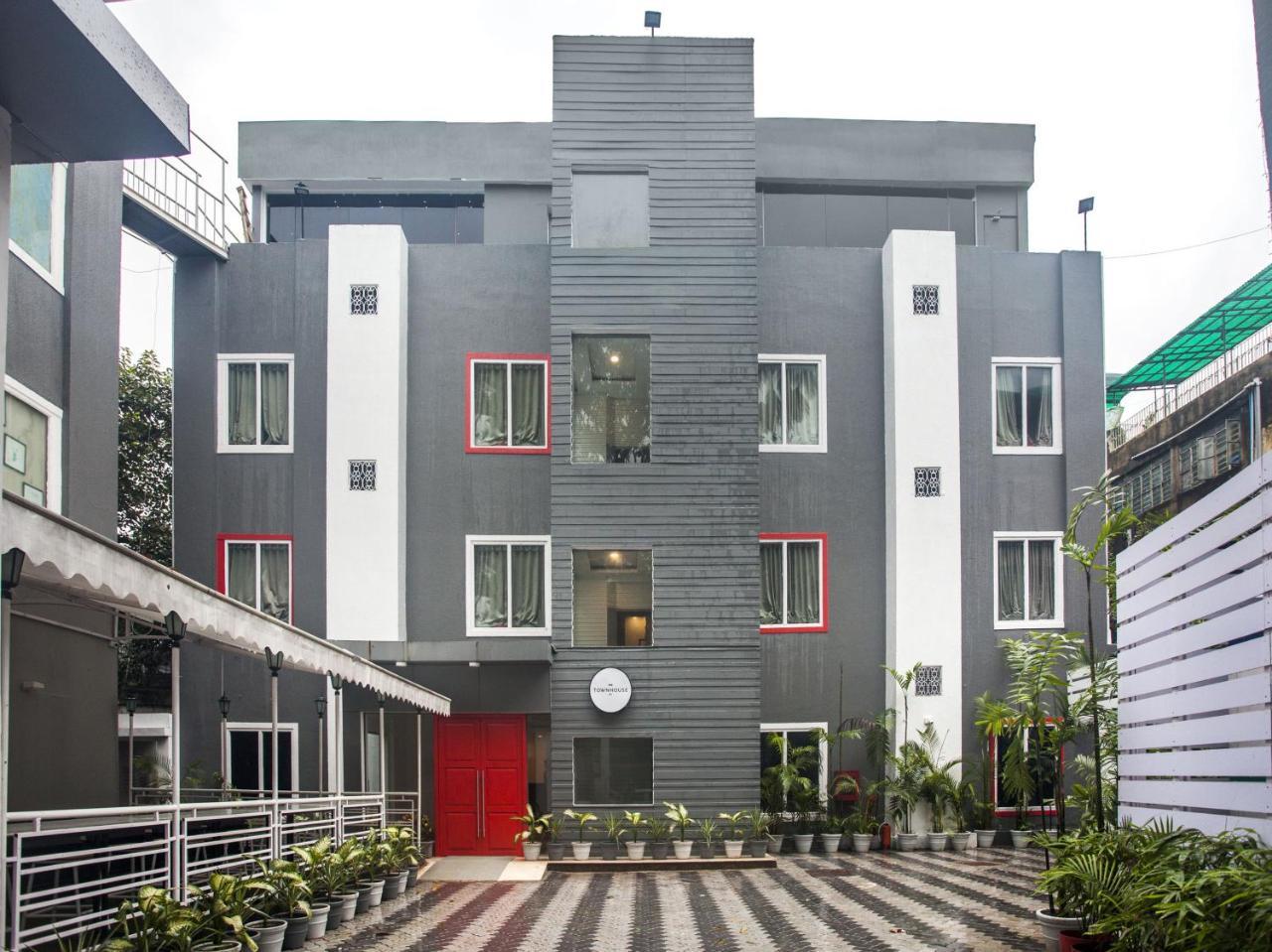 Hotel Oyo Townhouse 11 Esplanade Kalkuta Zewnętrze zdjęcie