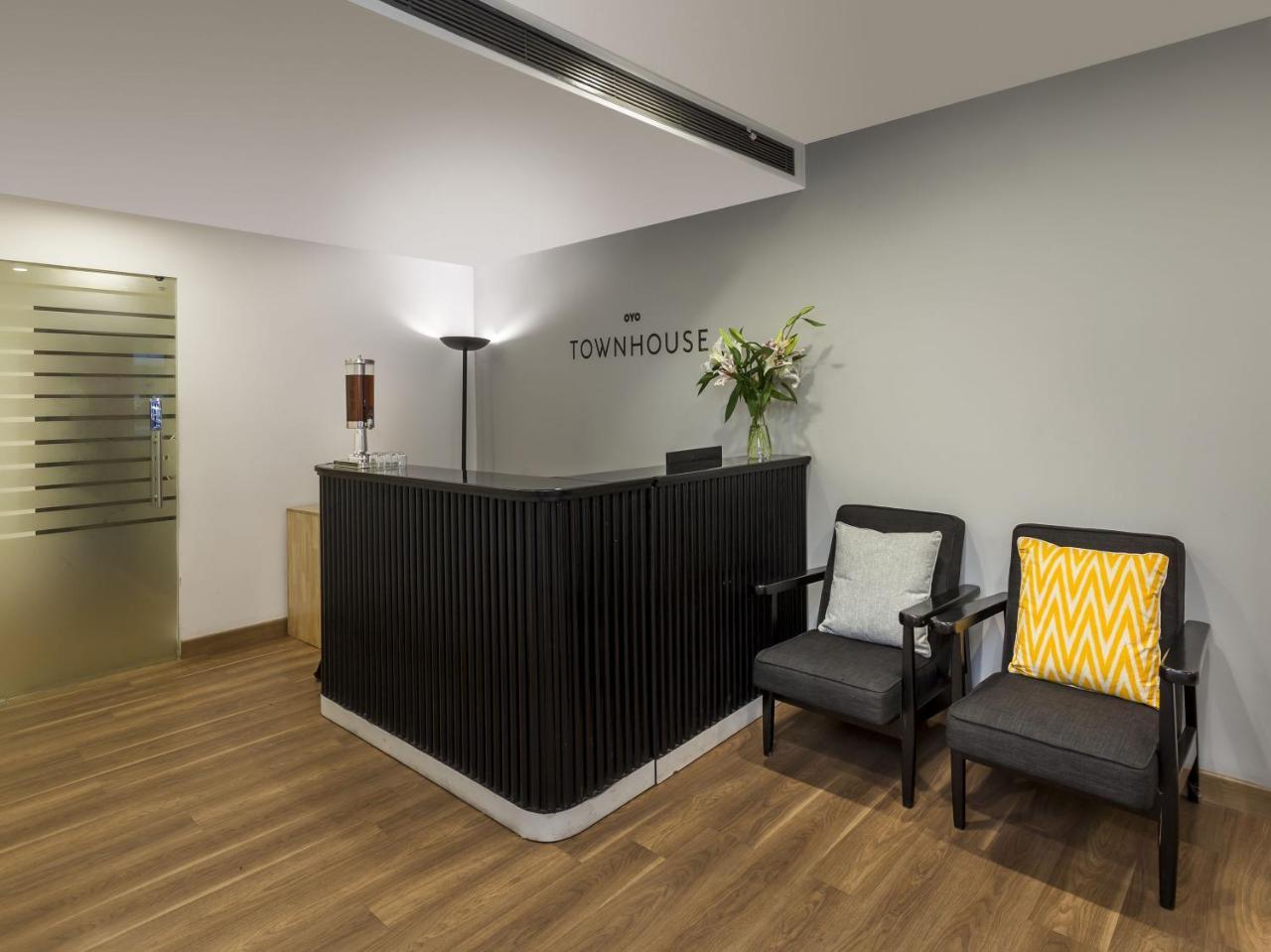 Hotel Oyo Townhouse 11 Esplanade Kalkuta Zewnętrze zdjęcie