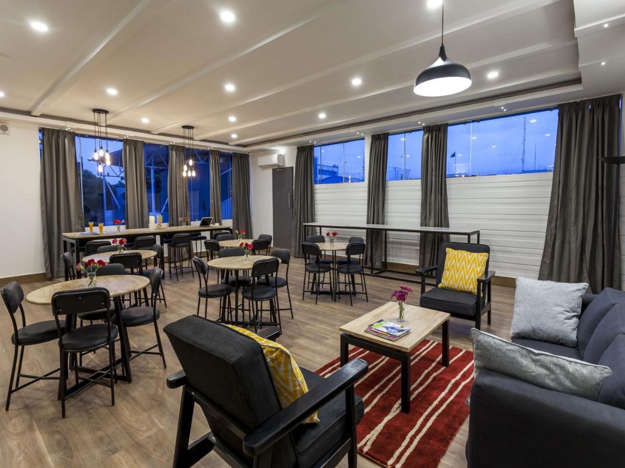 Hotel Oyo Townhouse 11 Esplanade Kalkuta Zewnętrze zdjęcie